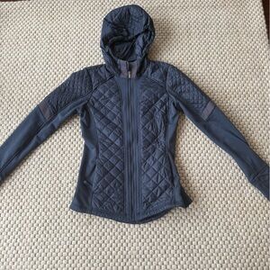 Athleta Navy Quilted running Jacket